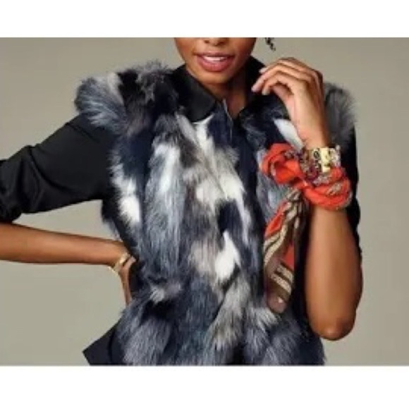 CAbi Frosty Faux Fur Multi Color Vest Sz. M #3380 Lined Fun Cozy Date Nite - Picture 1 of 10